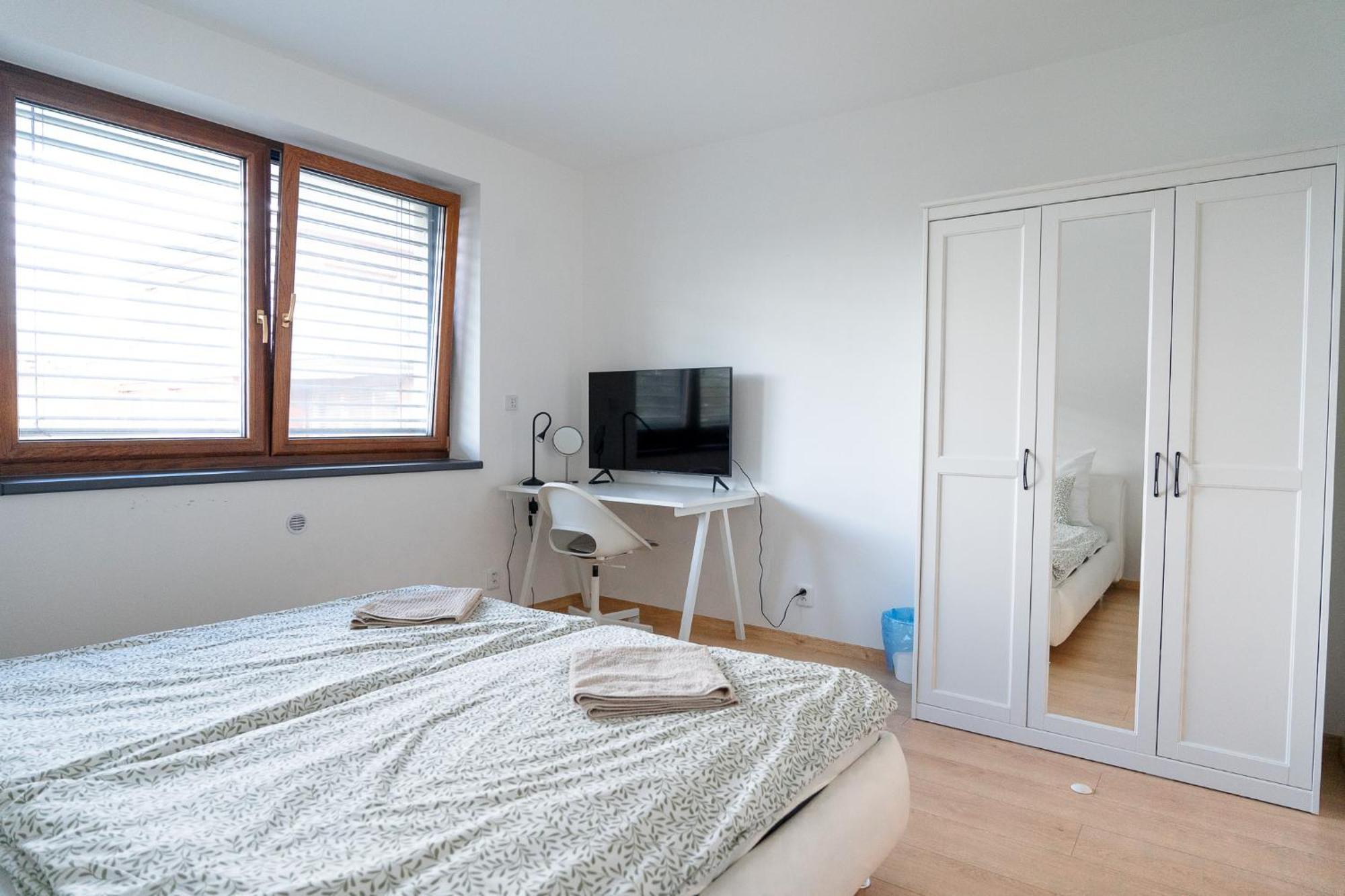 The Dante Villa Apartments Прага Екстер'єр фото